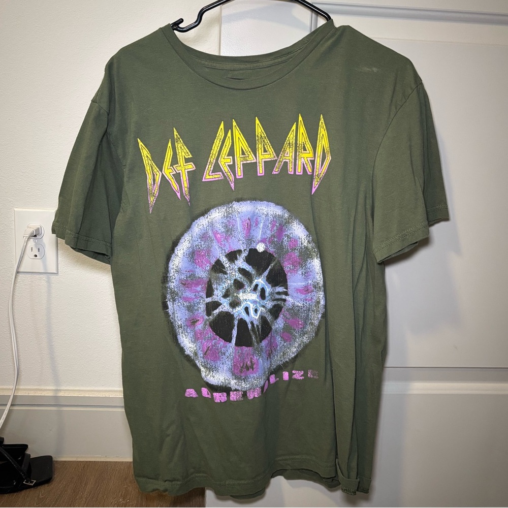Def Leopard Band tshirt